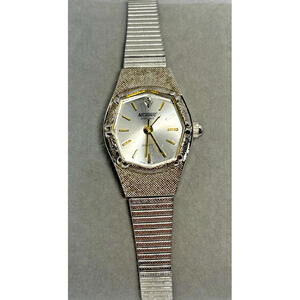 Nelsonic Diamond Quartz Womens Watch Octagonal Face Silver Tone Clasp Band